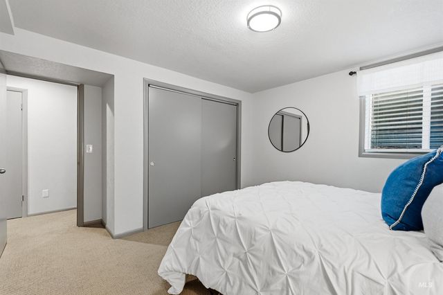 9298 W Teakwood Dr, Boise, ID 83709