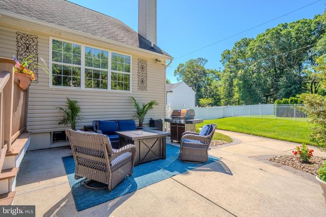4 DORENE CT, Monroe Township, NJ 08831