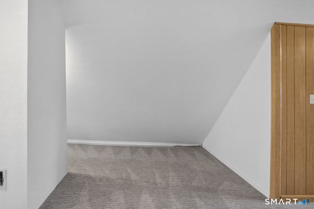 95 Parrott Avenue, Bridgeport, CT 06606