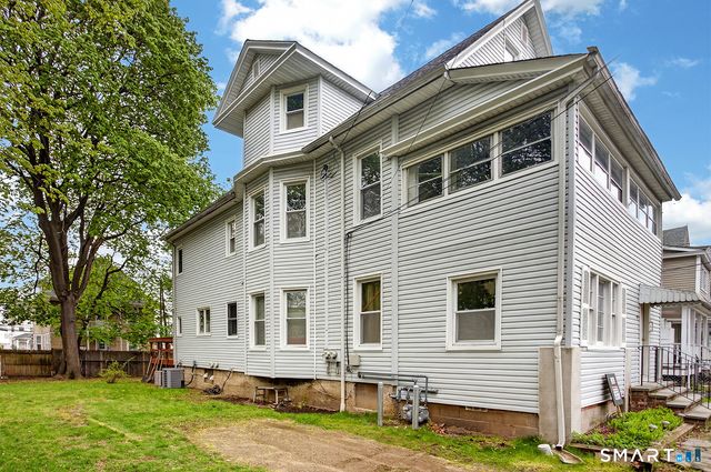 95 Parrott Avenue, Bridgeport, CT 06606