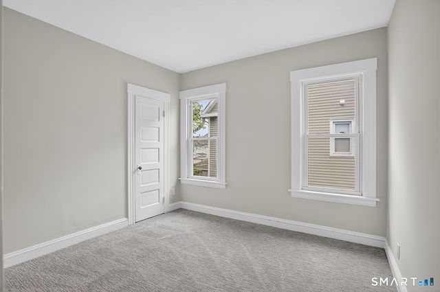 95 Parrott Avenue, Bridgeport, CT 06606