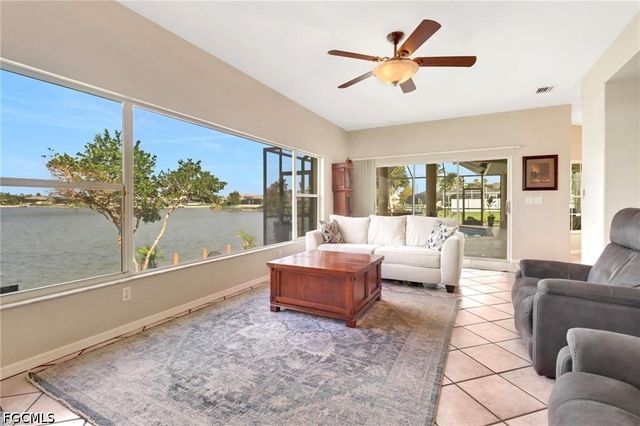 1323 SW 27th TER, Cape Coral, FL 33914