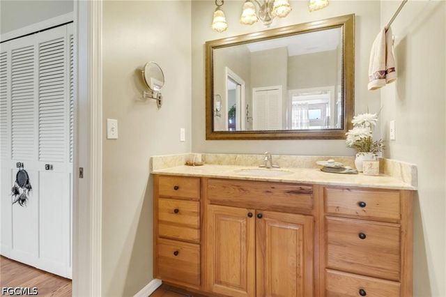 1323 SW 27th TER, Cape Coral, FL 33914