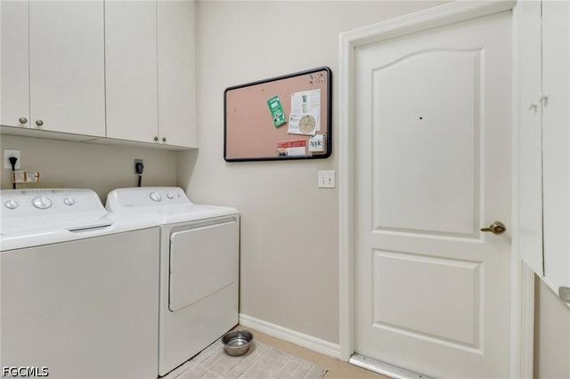 1323 SW 27th TER, Cape Coral, FL 33914