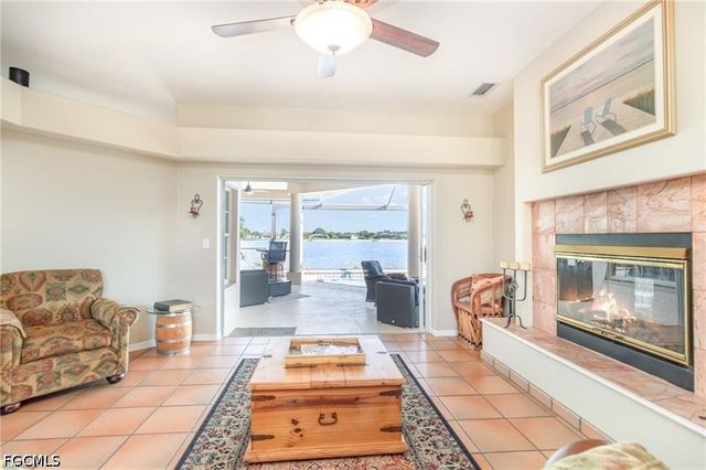 1323 SW 27th TER, Cape Coral, FL 33914