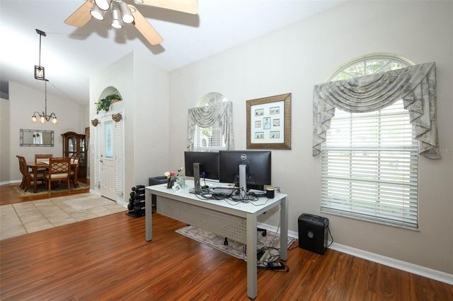 1621 PARKGLEN CIRCLE, Apopka, FL 32712