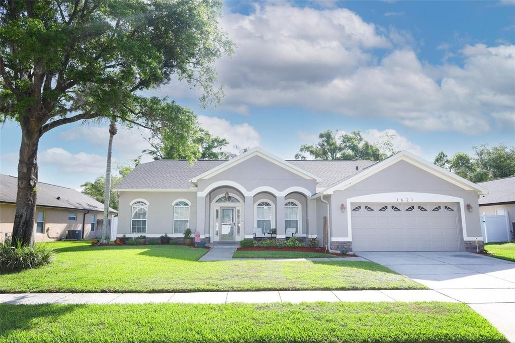 1621 PARKGLEN CIRCLE, Apopka, FL 32712