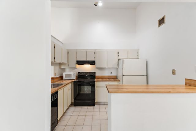 6536 Chasewood Drive H, Jupiter, FL 33458