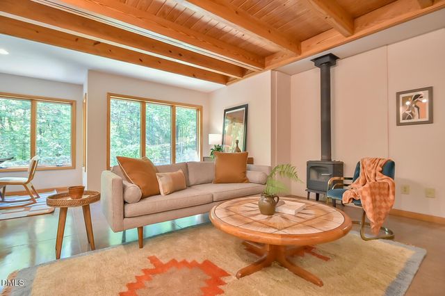 5424 Hawes Road, Hillsborough, NC 27278