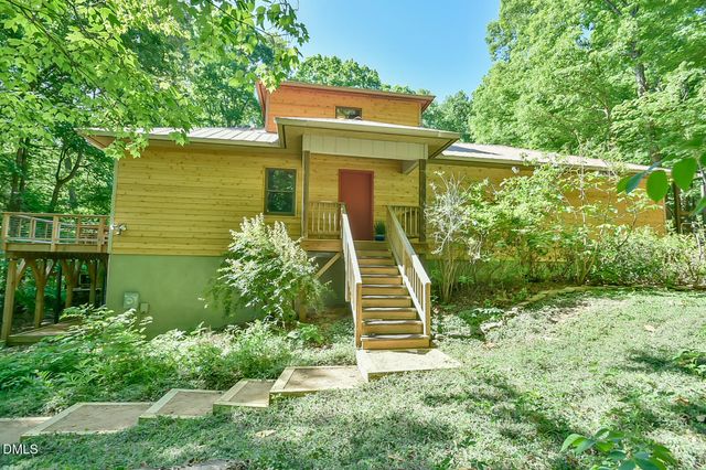 5424 Hawes Road, Hillsborough, NC 27278