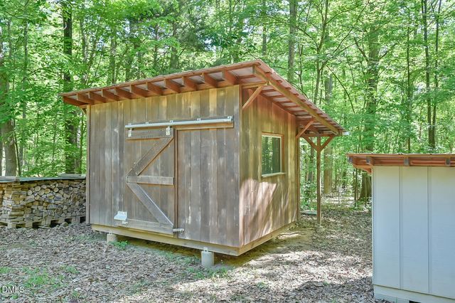5424 Hawes Road, Hillsborough, NC 27278
