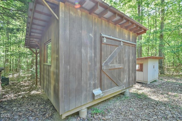 5424 Hawes Road, Hillsborough, NC 27278