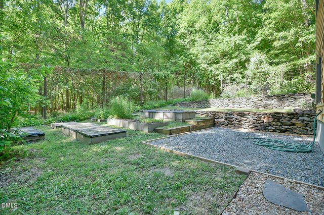 5424 Hawes Road, Hillsborough, NC 27278