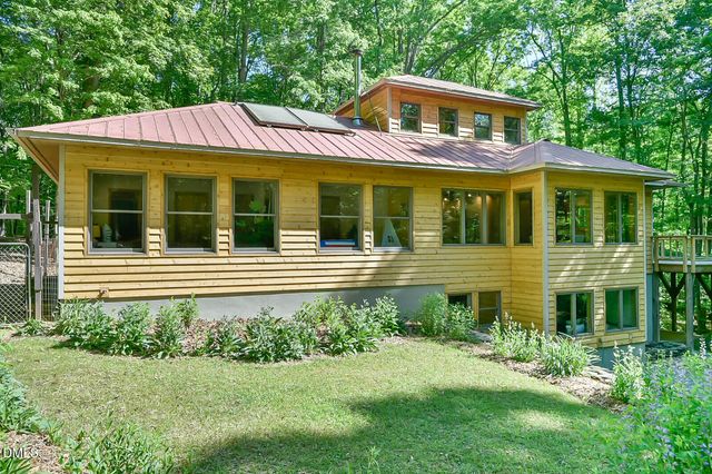 5424 Hawes Road, Hillsborough, NC 27278