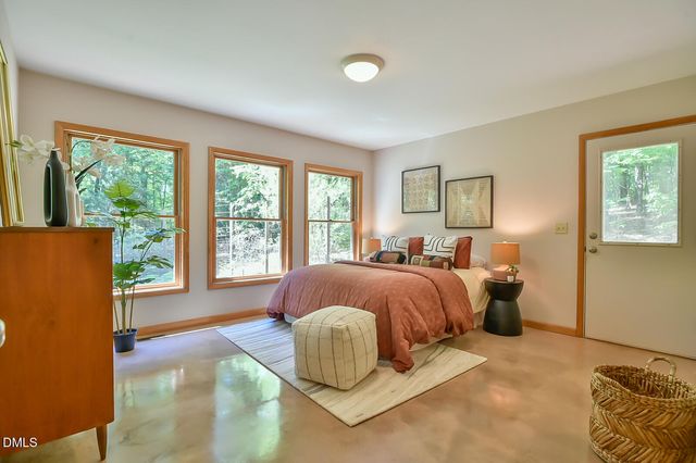 5424 Hawes Road, Hillsborough, NC 27278