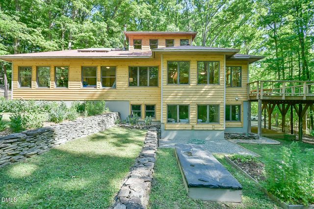 5424 Hawes Road, Hillsborough, NC 27278