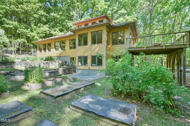 5424 Hawes Road, Hillsborough, NC 27278