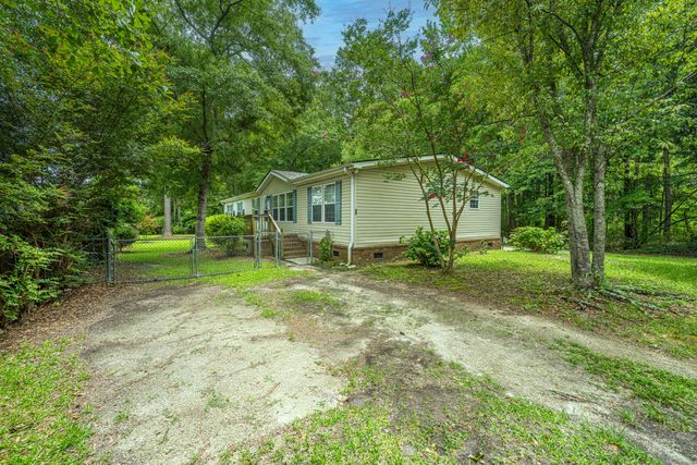 100 Autumn Lane, Moncks Corner, SC 29461