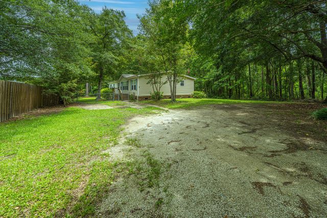 100 Autumn Lane, Moncks Corner, SC 29461