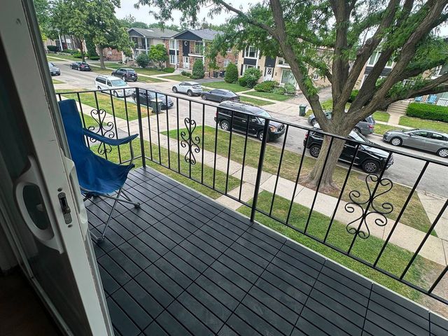4528 Elm Avenue 2S, Brookfield, IL 60513
