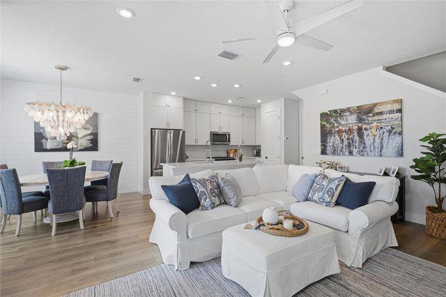 7221 SUTTON LANE, Sarasota, FL 34240