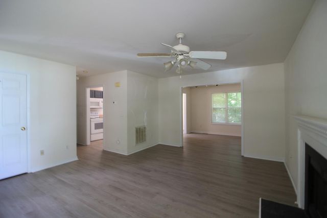2820 Beehnon Way, Raleigh, NC 27603