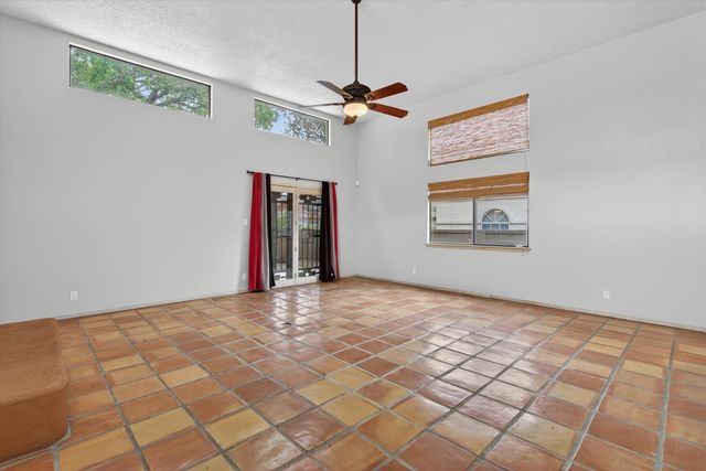 8020 Corona Avenue NE, Albuquerque, NM 87122