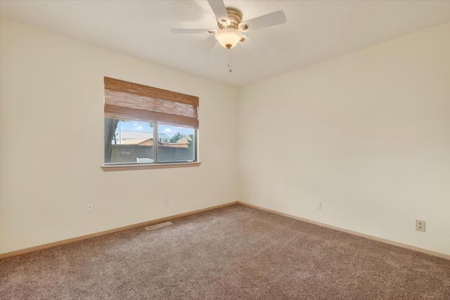 8020 Corona Avenue NE, Albuquerque, NM 87122