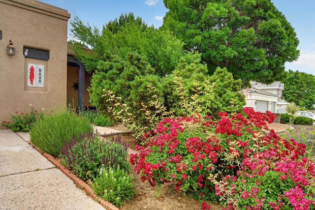 8020 Corona Avenue NE, Albuquerque, NM 87122