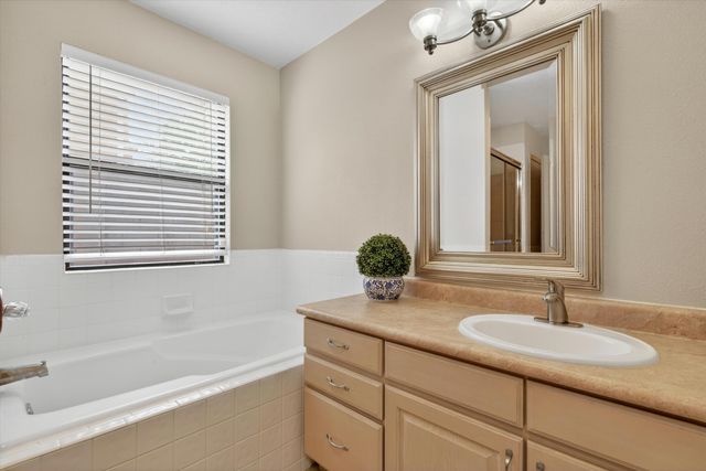 8020 Corona Avenue NE, Albuquerque, NM 87122