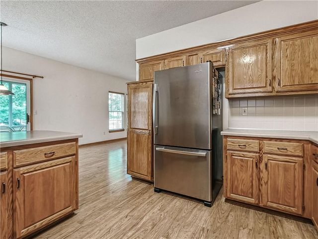 2425 NE Old Paint Road, Lee's Summit, MO 64086