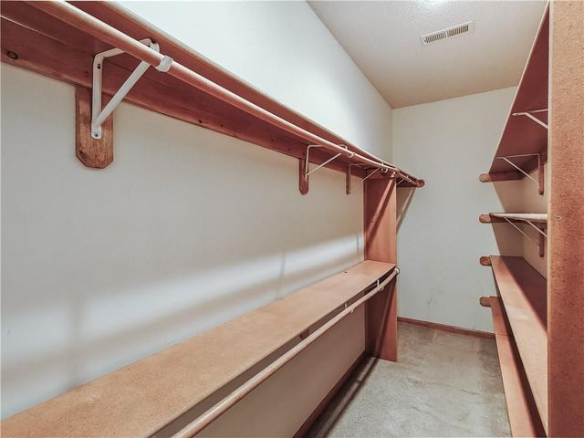 2425 NE Old Paint Road, Lee's Summit, MO 64086