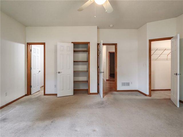 2425 NE Old Paint Road, Lee's Summit, MO 64086