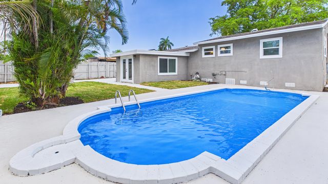 1485 SW 47th Terrace, Fort Lauderdale, FL 33317