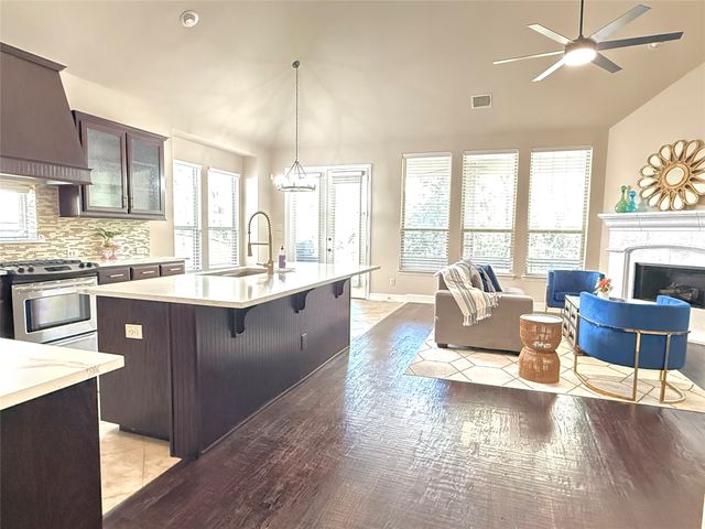 12130 Jackson Creek Drive, Dallas, TX 75243