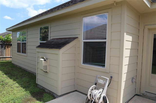 2722 Palermo Court, League City, TX 77573