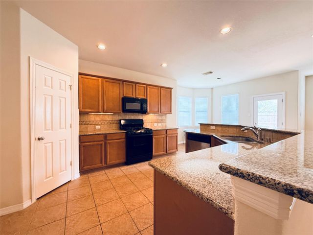 2722 Palermo Court, League City, TX 77573