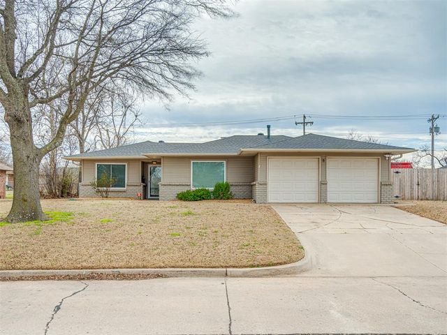 8 South Avenue, Edmond, OK 73013