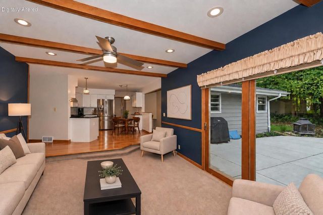5879 Ramona DRIVE, Greendale, WI 53129