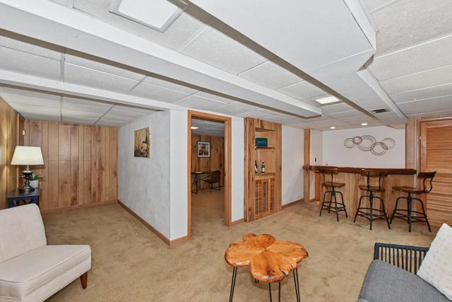 5879 Ramona DRIVE, Greendale, WI 53129