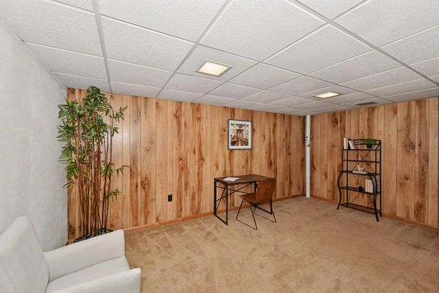 5879 Ramona DRIVE, Greendale, WI 53129