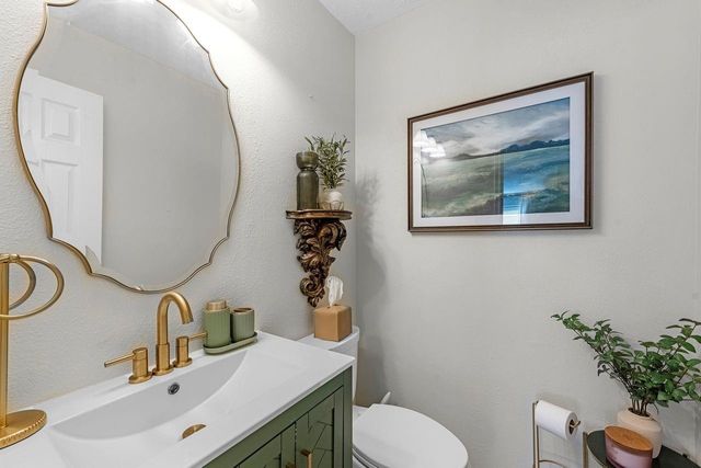 16111 Dock Bar Court, Friendswood, TX 77546