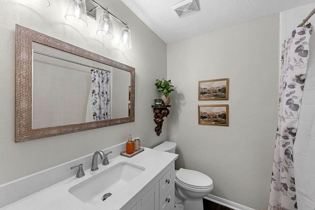 16111 Dock Bar Court, Friendswood, TX 77546