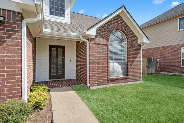 16111 Dock Bar Court, Friendswood, TX 77546