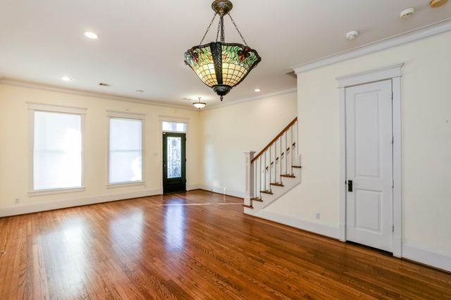 629 W 16th Street, Houston, TX 77008