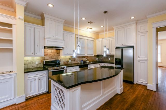 629 W 16th Street, Houston, TX 77008