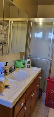 6488 N Kennedy, Fresno, CA 93710