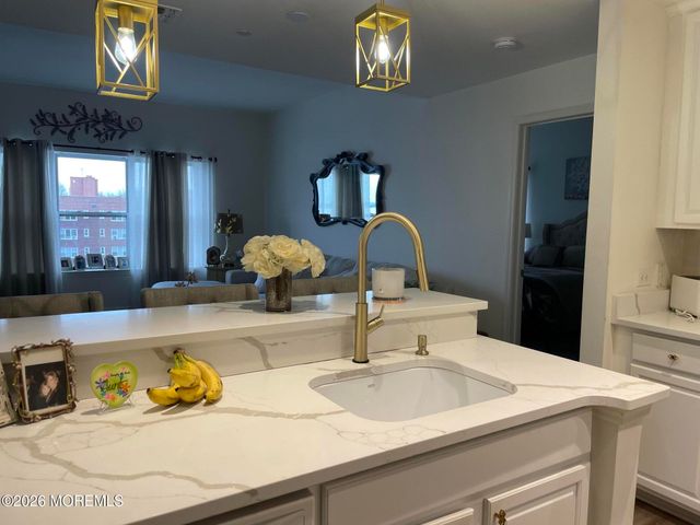 358 Rector Street 707, Perth Amboy, NJ 08862
