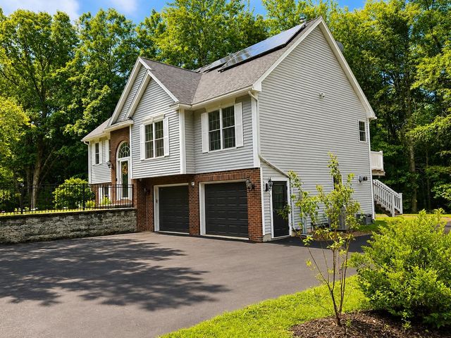 47 Pray Street, Rochester, NH 03868