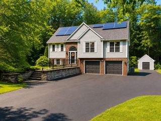 47 Pray Street, Rochester, NH 03868
